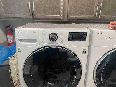 LG washer/dryer set