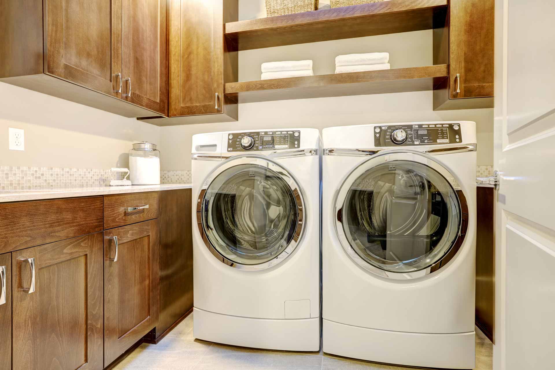 Matching washer/dryer set